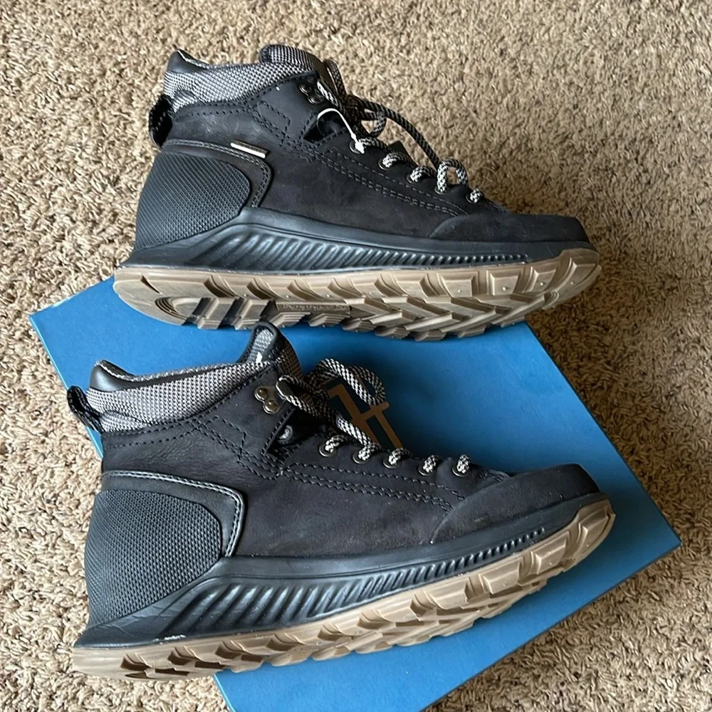 BareTraps Charles Waterproof Leather Lace-Up 8.5 - Picture 9 of 12